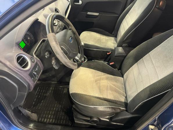 Ford Fusion I Рестайлинг с пробегом 2008 года, цена 415 000 рублей, 167684 км, хэтчбек, Автокод Объявления