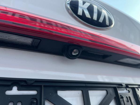 Kia Rio IV Рестайлинг с пробегом 2021 года, цена 1 690 000 рублей, 52827 км, хэтчбек, Автокод Объявления
