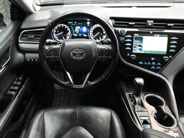 Toyota Camry VIII (XV70) с пробегом 2018 года, цена 2 800 000 рублей, 113555 км, седан, Автокод Объявления