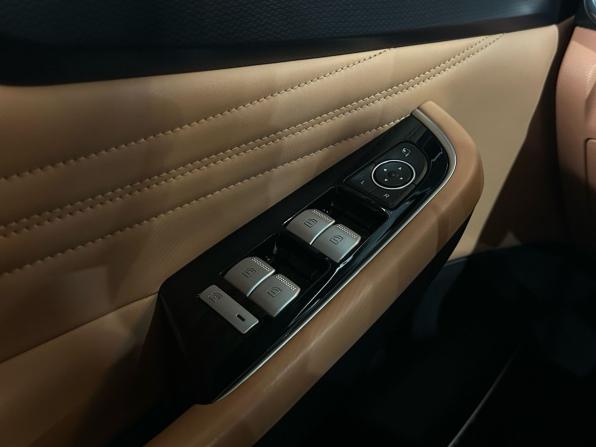 BAIC X75 с пробегом 2024 года, цена 2 099 000 рублей, 24539 км, внедорожник, Автокод Объявления