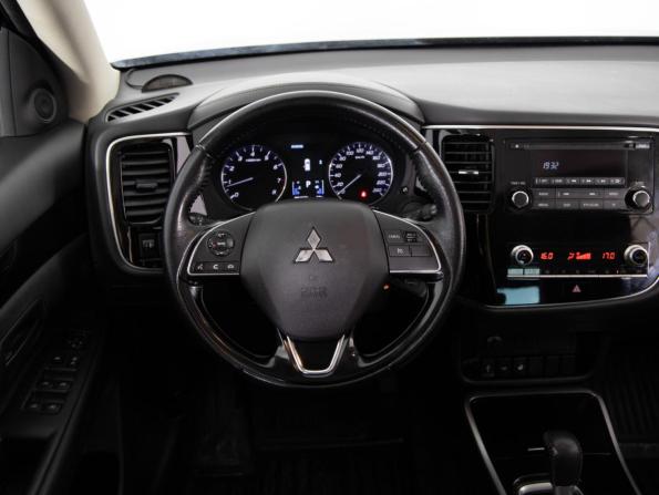 Mitsubishi Outlander III Рестайлинг 3 с пробегом 2021 года, цена 2 599 000 рублей, 91606 км, внедорожник, Автокод Объявления