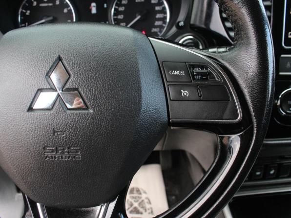 Mitsubishi Outlander III Рестайлинг 3 с пробегом 2019 года, цена 2 020 000 рублей, 127747 км, внедорожник, Автокод Объявления