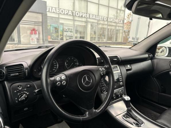 Mercedes-Benz C-Класс II (W203) Рестайлинг с пробегом 2007 года, цена 730 000 рублей, 217000 км, хэтчбек, Автокод Объявления