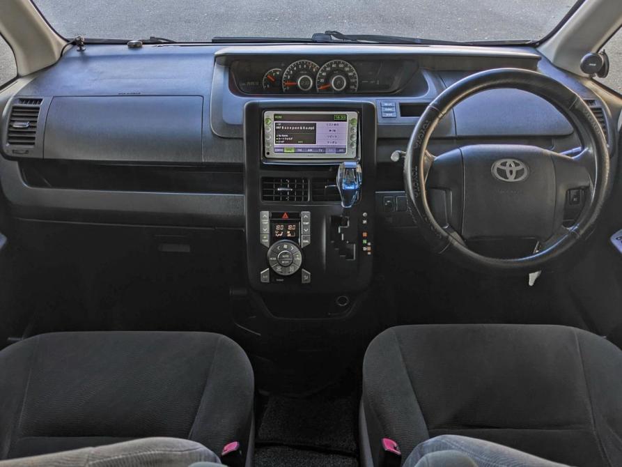 Toyota Noah II (R70) Екатеринбург  - изображение 8
