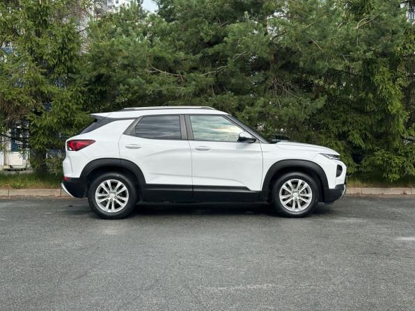 Chevrolet TrailBlazer III с пробегом 2021 года, цена 2 019 000 рублей, 44290 км, внедорожник, Автокод Объявления