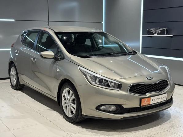 Kia Ceed II с пробегом 2015 года, цена 1 160 000 рублей, 134500 км, хэтчбек, Автокод Объявления