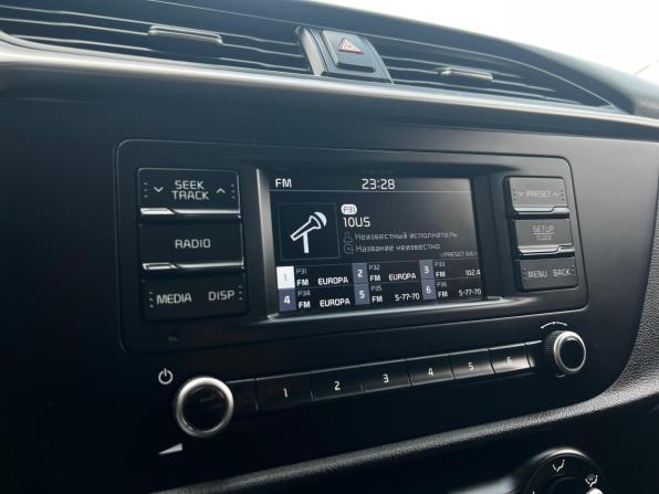 Kia Rio IV Рестайлинг с пробегом 2021 года, цена 1 663 800 рублей, 104914 км, седан, Автокод Объявления