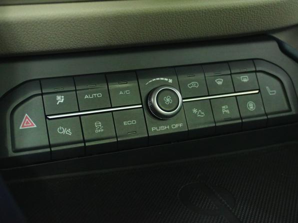 Haval F7 I Рестайлинг с пробегом 2022 года, цена 2 193 000 рублей, 64473 км, внедорожник, Автокод Объявления