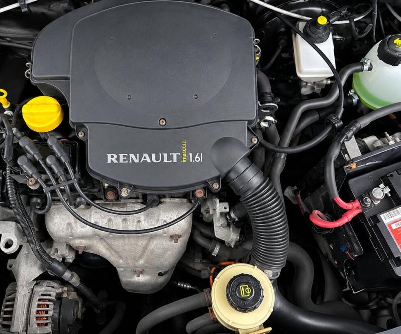 Renault Logan I Москва  - изображение 13