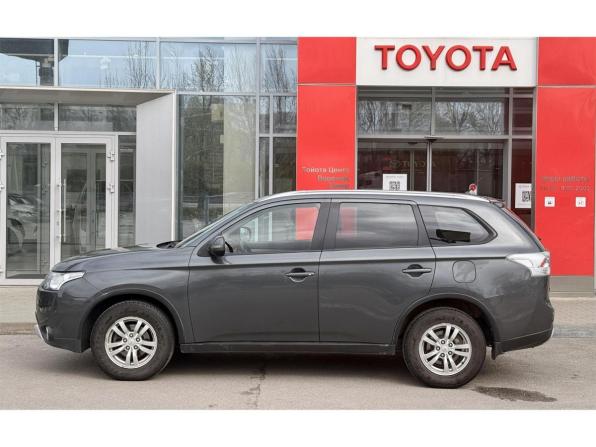 Mitsubishi Outlander III Рестайлинг с пробегом 2014 года, цена 1 345 000 рублей, 212845 км, внедорожник, Автокод Объявления