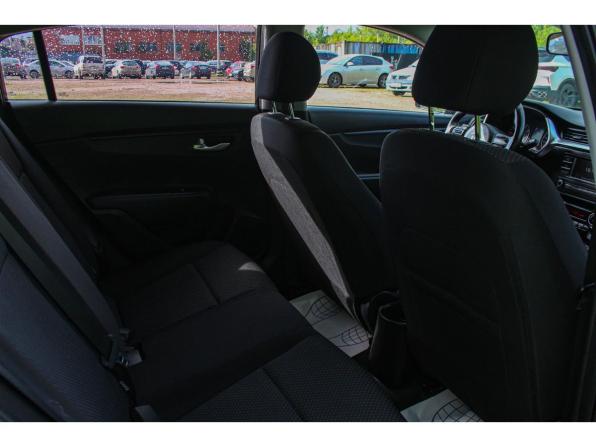 Kia Rio IV Рестайлинг с пробегом 2021 года, цена 1 736 600 рублей, 76220 км, хэтчбек, Автокод Объявления