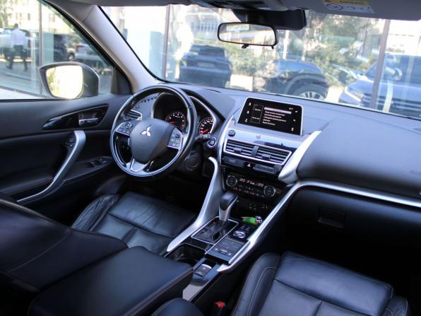 Mitsubishi Eclipse Cross I с пробегом 2018 года, цена 1 978 000 рублей, 129500 км, внедорожник, Автокод Объявления