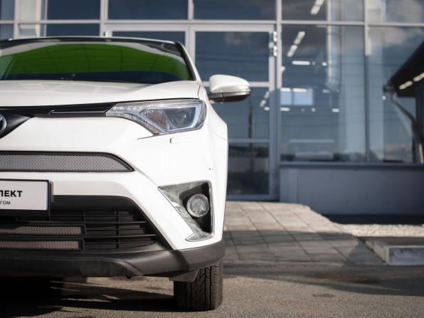 Toyota RAV4 IV (XA40) Рестайлинг с пробегом 2017 года, цена 2 550 000 рублей, 165948 км, внедорожник, Автокод Объявления