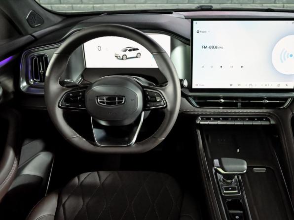 Geely Monjaro I Рестайлинг с пробегом 2026 года, цена 4 390 000 рублей, 42 км, внедорожник, Автокод Объявления