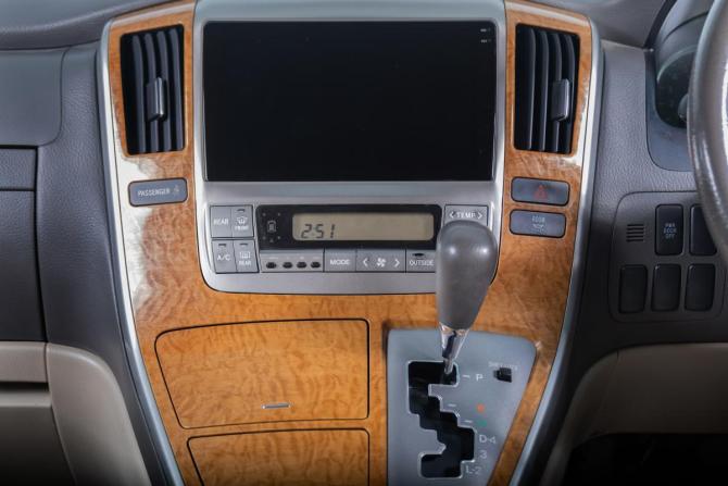Toyota Alphard I Рестайлинг с пробегом 2007 года, цена 2 079 000 рублей, 222000 км, минивэн, Автокод Объявления