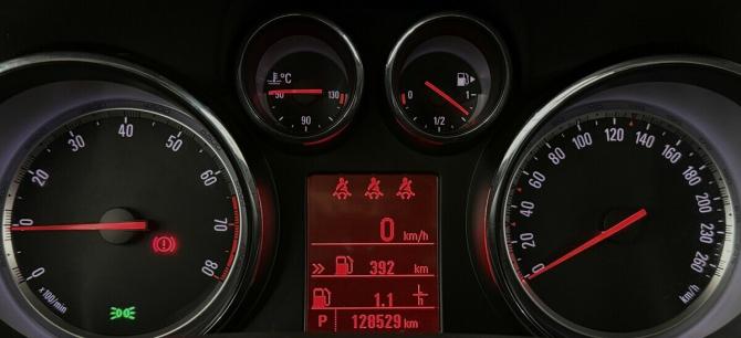 Opel Mokka I с пробегом 2013 года, цена 1 195 000 рублей, 128529 км, внедорожник, Автокод Объявления