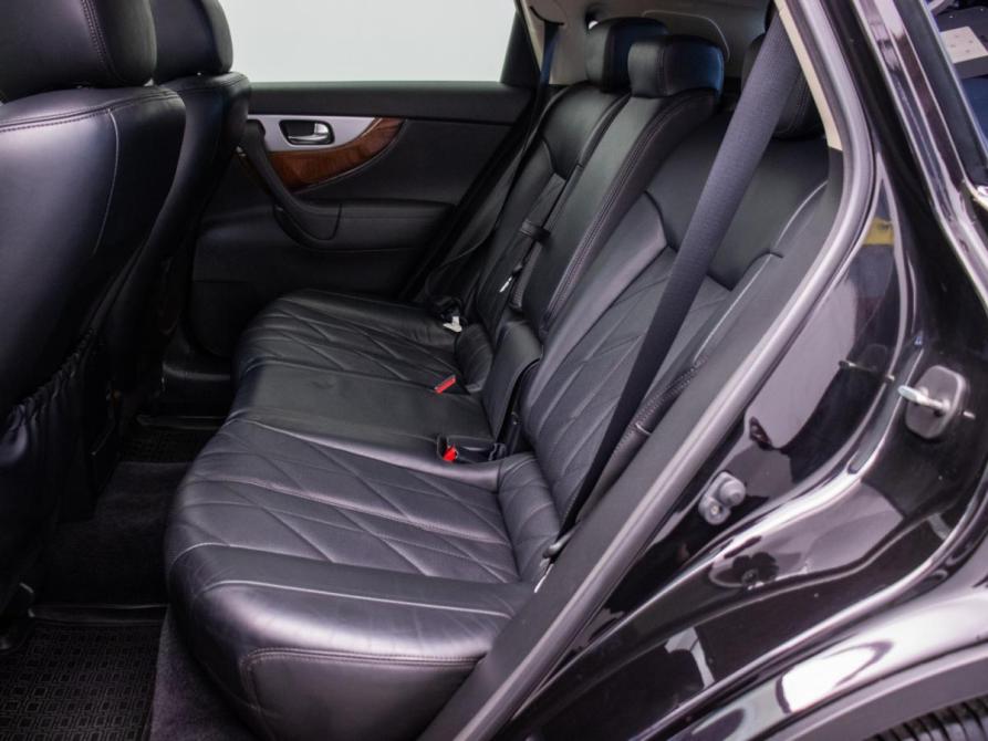 Infiniti QX70 Москва  - изображение 11