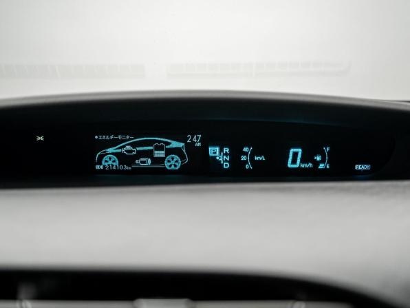 Toyota Prius III (XW30) с пробегом 2010 года, цена 1 000 000 рублей, 214103 км, лифтбек, Автокод Объявления