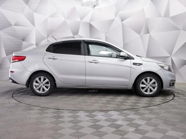 Kia Rio III Рестайлинг с пробегом 2016 года, цена 977 000 рублей, 170000 км, седан, Автокод Объявления