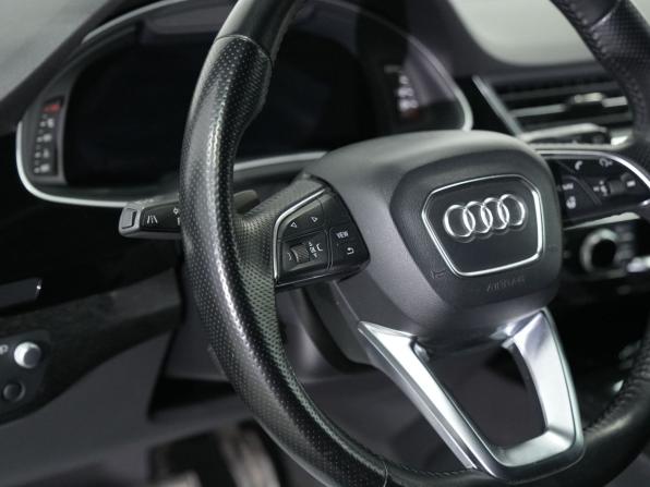 Audi Q7 II (4M) с пробегом 2017 года, цена 4 200 000 рублей, 155000 км, внедорожник, Автокод Объявления