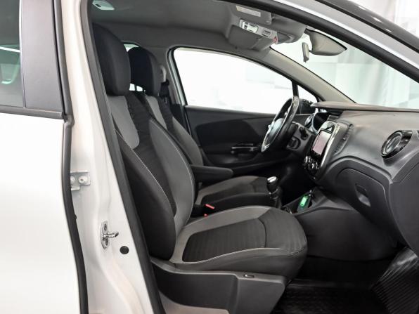 Renault Kaptur I с пробегом 2020 года, цена 1 750 000 рублей, 120428 км, внедорожник, Автокод Объявления