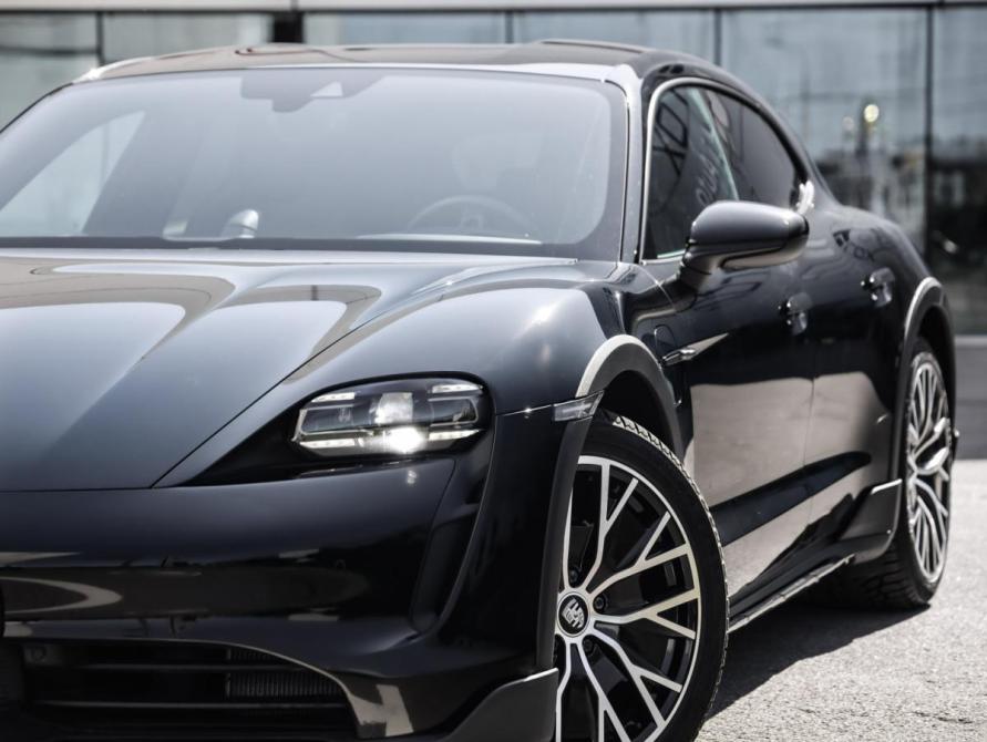 Porsche Taycan I Санкт-Петербург  - изображение 2
