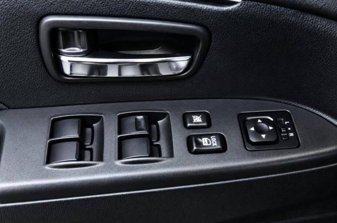 Mitsubishi ASX I Рестайлинг с пробегом 2014 года, цена 1 049 000 рублей, 73451 км, внедорожник, Автокод Объявления