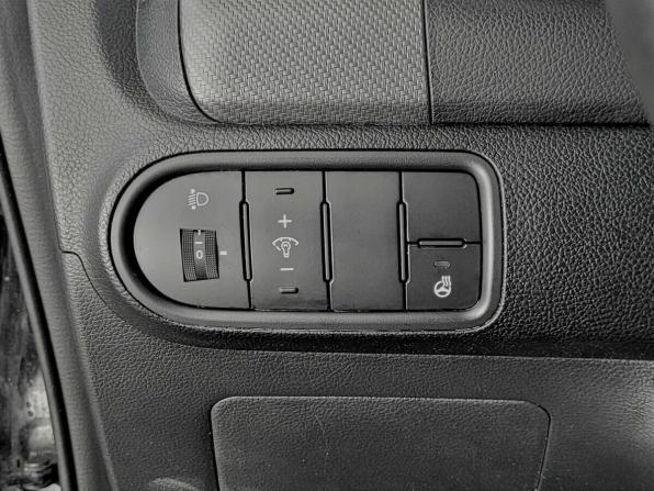 Kia Cerato III Рестайлинг (Classic) с пробегом 2018 года, цена 1 190 000 рублей, 242147 км, седан, Автокод Объявления