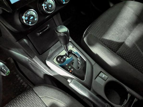 Toyota Corolla XI (E160 E170 E180) с пробегом 2013 года, цена 1 250 000 рублей, 244124 км, седан, Автокод Объявления