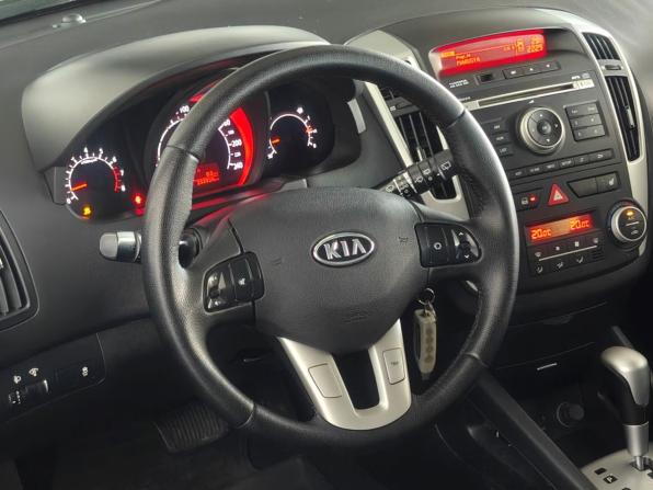 Kia Ceed I Рестайлинг с пробегом 2011 года, цена 550 000 рублей, 233824 км, хэтчбек, Автокод Объявления