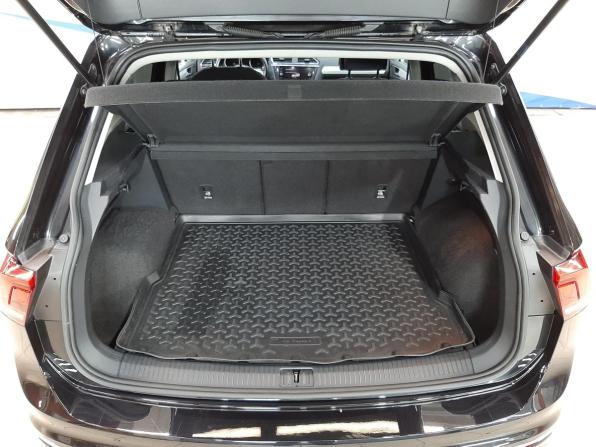 Volkswagen Tiguan II Рестайлинг с пробегом 2021 года, цена 2 460 000 рублей, 84173 км, внедорожник, Автокод Объявления