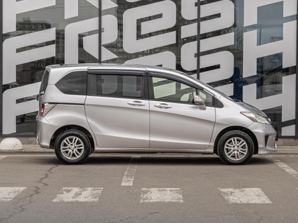 Honda Freed I Рестайлинг с пробегом 2014 года, цена 1 130 000 рублей, 145566 км, компактвэн, Автокод Объявления