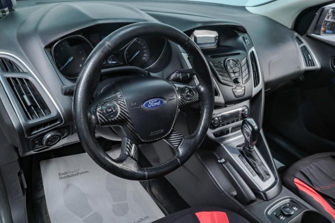 Ford Focus III с пробегом 2013 года, цена 919 000 рублей, 230000 км, хэтчбек, Автокод Объявления