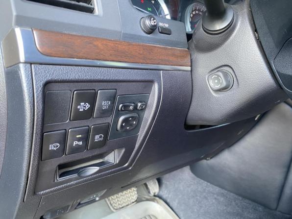 Toyota Land Cruiser 200 Series Рестайлинг 2 с пробегом 2016 года, цена 5 750 000 рублей, 170932 км, внедорожник, Автокод Объявления
