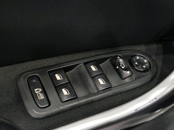 Peugeot 308 I с пробегом 2011 года, цена 630 000 рублей, 254269 км, хэтчбек, Автокод Объявления