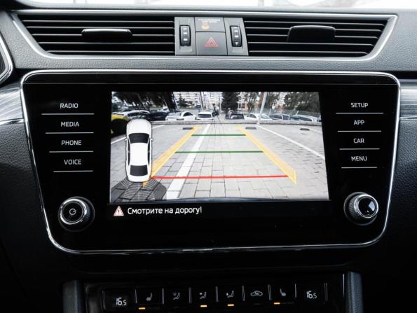 Skoda Superb III Рестайлинг с пробегом 2019 года, цена 2 500 000 рублей, 147478 км, лифтбек, Автокод Объявления