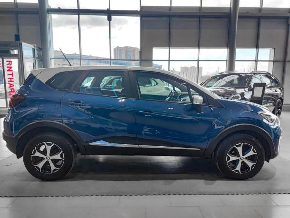 Renault Kaptur I Рестайлинг с пробегом 2020 года, цена 1 639 000 рублей, 59842 км, внедорожник, Автокод Объявления