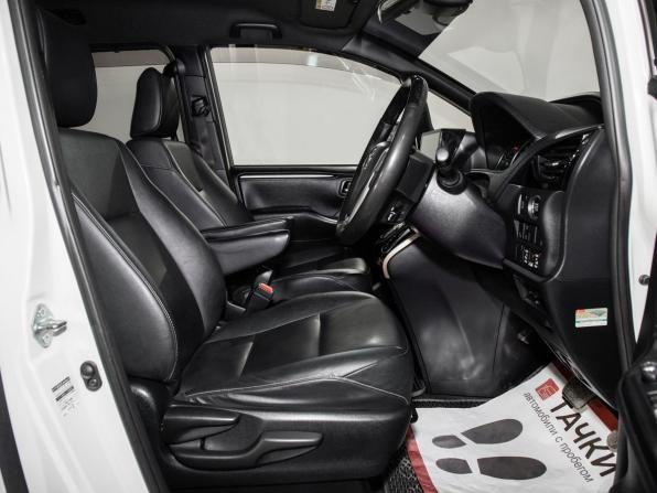 Toyota Esquire I с пробегом 2016 года, цена 2 048 500 рублей, 199214 км, минивэн, Автокод Объявления