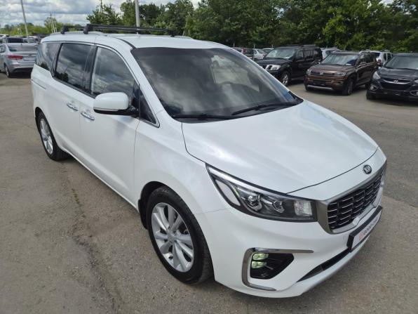 Kia Carnival III с пробегом 2018 года, цена 2 400 000 рублей, 179043 км, минивэн, Автокод Объявления