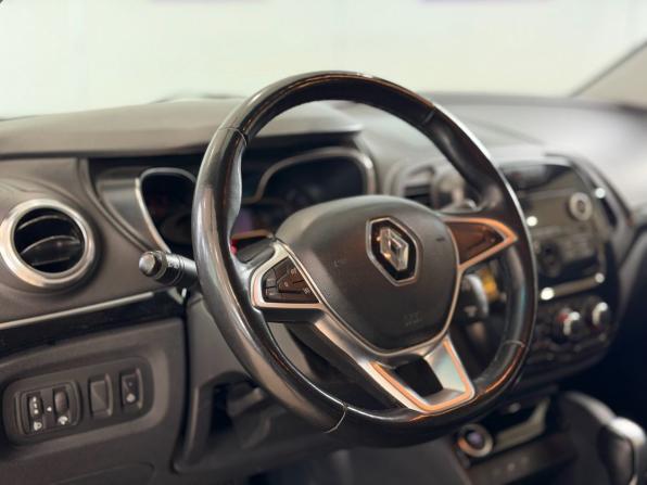 Renault Kaptur I Рестайлинг с пробегом 2021 года, цена 1 072 000 рублей, 181218 км, внедорожник, Автокод Объявления