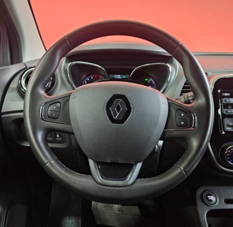 Renault Kaptur I с пробегом 2019 года, цена 1 389 000 рублей, 114146 км, внедорожник, Автокод Объявления