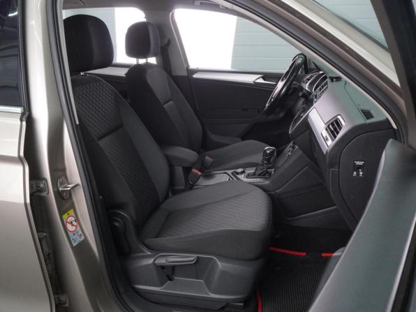 Volkswagen Tiguan II с пробегом 2017 года, цена 2 120 000 рублей, 177517 км, внедорожник, Автокод Объявления