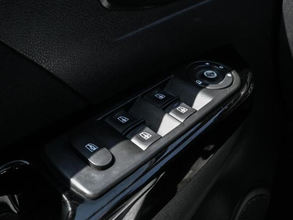 Renault Kaptur I с пробегом 2016 года, цена 1 375 000 рублей, 169350 км, внедорожник, Автокод Объявления