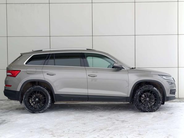 Skoda Kodiaq I с пробегом 2021 года, цена 2 549 000 рублей, 160843 км, внедорожник, Автокод Объявления