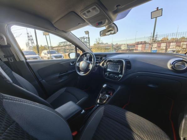 Renault Kaptur I с пробегом 2018 года, цена 1 339 000 рублей, 171000 км, внедорожник, Автокод Объявления