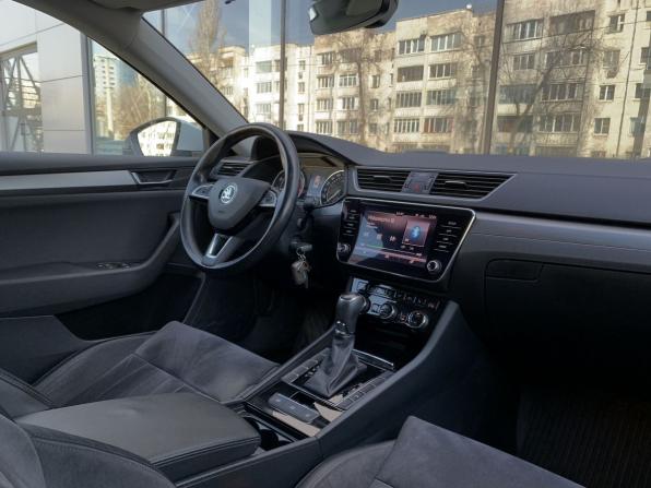 Skoda Superb III с пробегом 2017 года, цена 1 820 000 рублей, 145119 км, лифтбек, Автокод Объявления