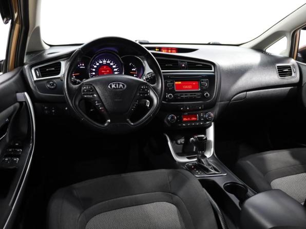 Kia Ceed II Рестайлинг с пробегом 2016 года, цена 1 449 000 рублей, 95720 км, хэтчбек, Автокод Объявления