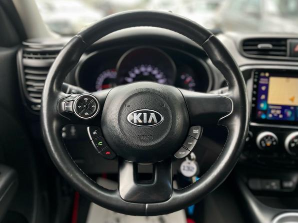 Kia Soul II Рестайлинг с пробегом 2017 года, цена 1 387 000 рублей, 138131 км, хэтчбек, Автокод Объявления