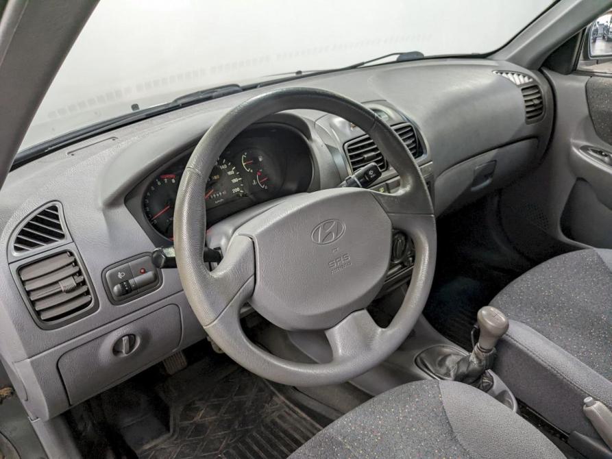Hyundai Accent II Москва  - изображение 13