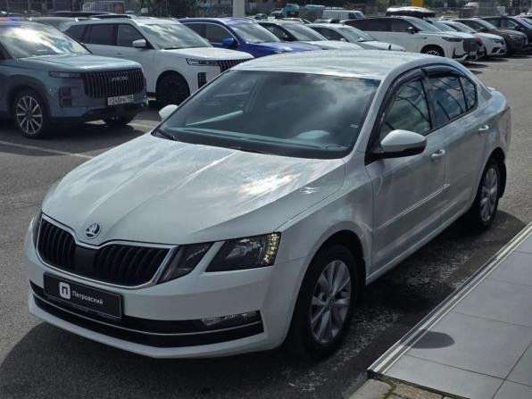 Skoda Octavia III (A7) Рестайлинг с пробегом 2017 года, цена 1 620 000 рублей, 169002 км, лифтбек, Автокод Объявления